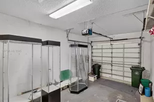 2540 Calamondin Cir, Coconut Creek, FL 33063 - Photo 28