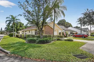 2540 Calamondin Cir, Coconut Creek, FL 33063 - Photo 4