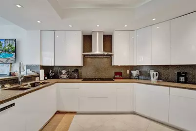 21200 The Point #403, Aventura, FL 33180 - Photo 38