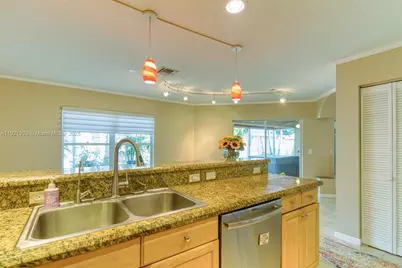 1383 NE 27th St, Pompano Beach, FL 33064 - Photo 26
