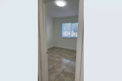 1250 SE 28th Ct #203, Homestead, FL 33035 - Photo 12