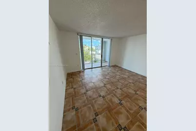 7850 Byron Ave #403, Miami Beach, FL 33141 - Photo 14