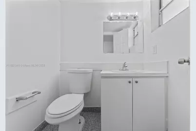 16450 Miami Dr #602, North Miami Beach, FL 33162 - Photo 18