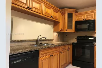 3564 Magellan Cir #214-1, Aventura, FL 33180 - Photo 6