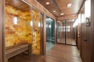 555 NE 34th St, Miami, FL 33137 - Photo 28