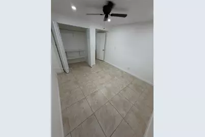 830 SW 6th St #B, Hallandale Beach, FL 33009 - Photo 6