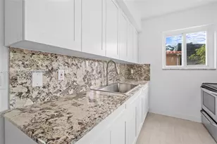 201 S Biscayne River Dr, Miami, FL 33169 - Photo 16