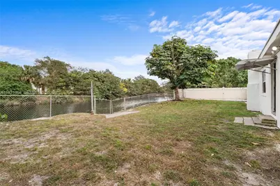 201 S Biscayne River Dr #A, Miami, FL 33169 - Photo 34