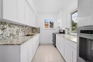 201 S Biscayne River Dr, Miami, FL 33169 - Photo 14