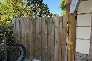 1071 SW 11th Ct, Deerfield Beach, FL 33441 - Photo 1