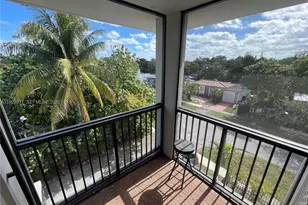 [Address not provided], North Miami, FL 33161 - Photo 8