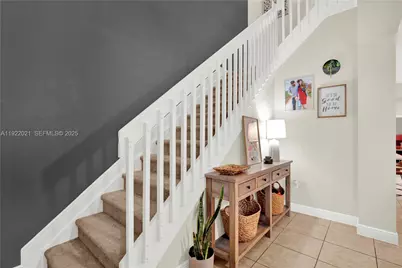 1121 SW 147th Ter, Pembroke Pines, FL 33027 - Photo 8