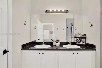 1121 SW 147th Ter, Pembroke Pines, FL 33027 - Photo 22