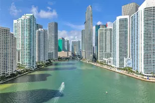 300 S Biscayne Blvd, Miami, FL 33131 - Photo 2