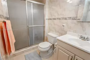 3625 N Country Club Dr, Aventura, FL 33180 - Photo 14