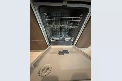 10473 NW 82nd St #10, Doral, FL 33178 - Photo 40