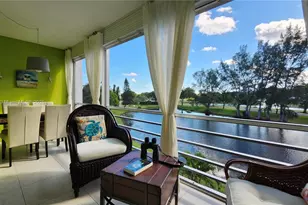 3143 Cambridge G, Deerfield Beach, FL 33442 - Photo 2