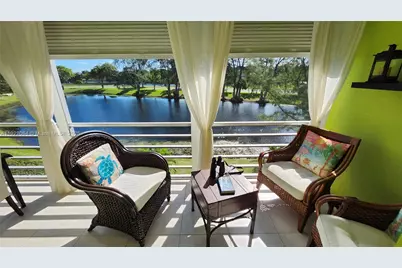 3143 Cambridge G #3143, Deerfield Beach, FL 33442 - Photo 1