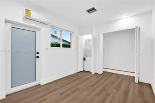 4701 SW 104th Ct, Miami, FL 33165 - Photo 2