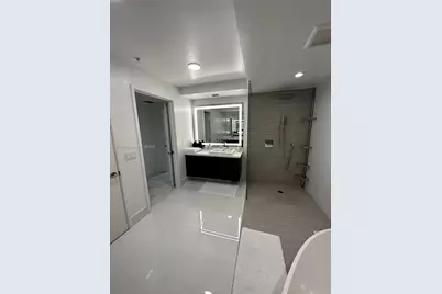 330 Sunny Isles Blvd #5-2002, Sunny Isles Beach, FL 33160 - Photo 52