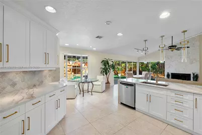 2900 NW 25th Way, Boca Raton, FL 33434 - Photo 6
