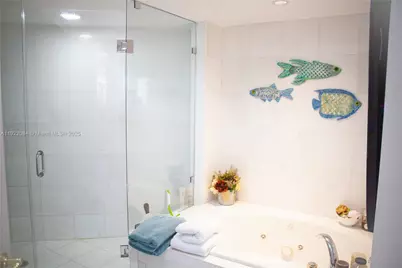 6301 Collins Ave #807, Miami Beach, FL 33141 - Photo 24