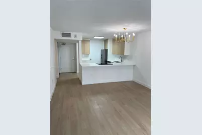 345 Ocean Dr #523, Miami Beach, FL 33139 - Photo 4