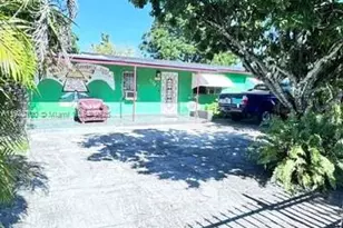 3135 NW 86th St, Miami, FL 33147 - Photo 2