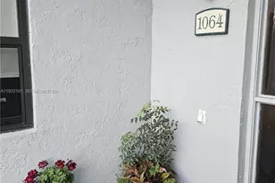 1064 NW 97th Ave, Pembroke Pines, FL 33024 - Photo 40