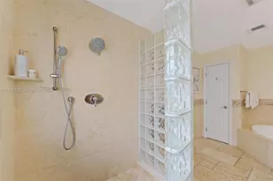 608 Middle River Dr, Fort Lauderdale, FL 33304 - Photo 24