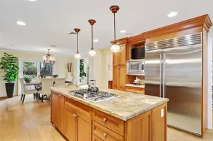 608 Middle River Dr, Fort Lauderdale, FL 33304 - Photo 12