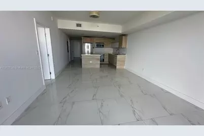 16385 Biscayne Blvd #2418, North Miami Beach, FL 33160 - Photo 8