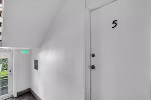 1052 Jefferson Ave, Miami Beach, FL 33139 - Photo 16