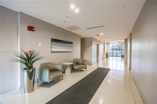 20379 W Country Club Dr, Aventura, FL 33180 - Photo 16