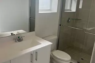 2633 SE 27th Dr, Homestead, FL 33035 - Photo 8