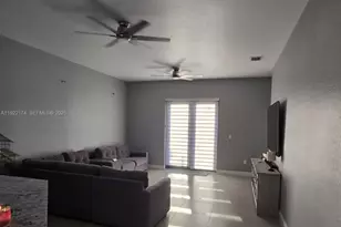 27862 SW 134th Ct, Homestead, FL 33032 - Photo 4