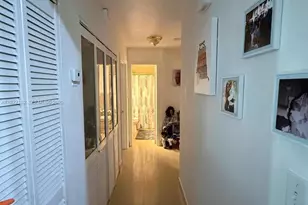 17652 NW 76th Ct, Hialeah, FL 33015 - Photo 8