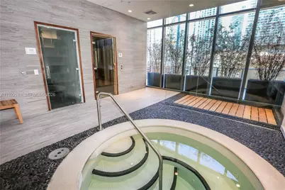 45 SW 9th St #2201, Miami, FL 33130 - Photo 30