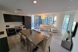 45 SW 9th St, Miami, FL 33130 - Photo 8