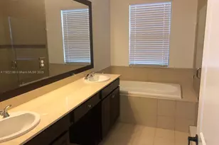 9823 W 34th Ln, Hialeah, FL 33018 - Photo 28