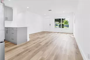 6117 NW 27th St, Margate, FL 33063 - Photo 6