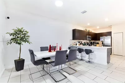 15070 SW 119th Ln, Miami, FL 33196 - Photo 6