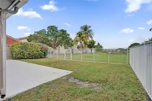 6305 Willoughby Cir, Lake Worth, FL 33463 - Photo 72