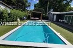 12125 NE 2nd Ave, North Miami, FL 33161 - Photo 18