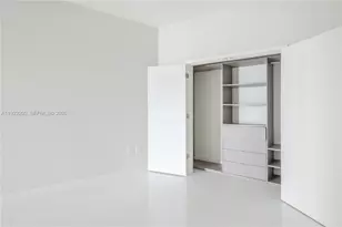 851 NE 1st Ave, Miami, FL 33132 - Photo 18