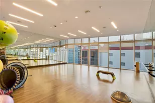 851 NE 1st Ave, Miami, FL 33132 - Photo 44