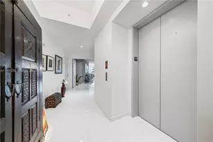 851 NE 1st Ave, Miami, FL 33132 - Photo 14