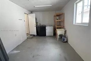 6868 NW 28th St, Sunrise, FL 33313 - Photo 18