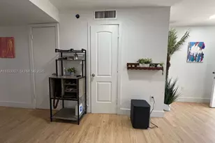 1480 NE 151st St, Miami, FL 33162 - Photo 8