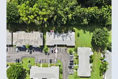 13752 S Via Flora #B, Delray Beach, FL 33484 - Photo 20